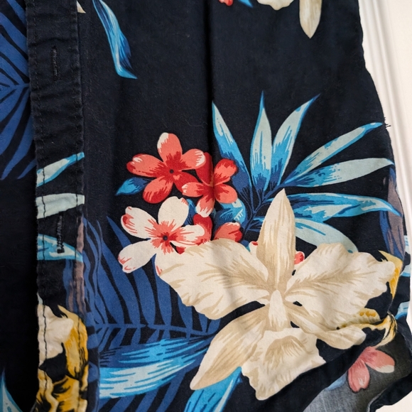 Demim And Flower Kids Floral Shirt Hawaiian Style Shirt Size 8 - Picture 3 of 8
